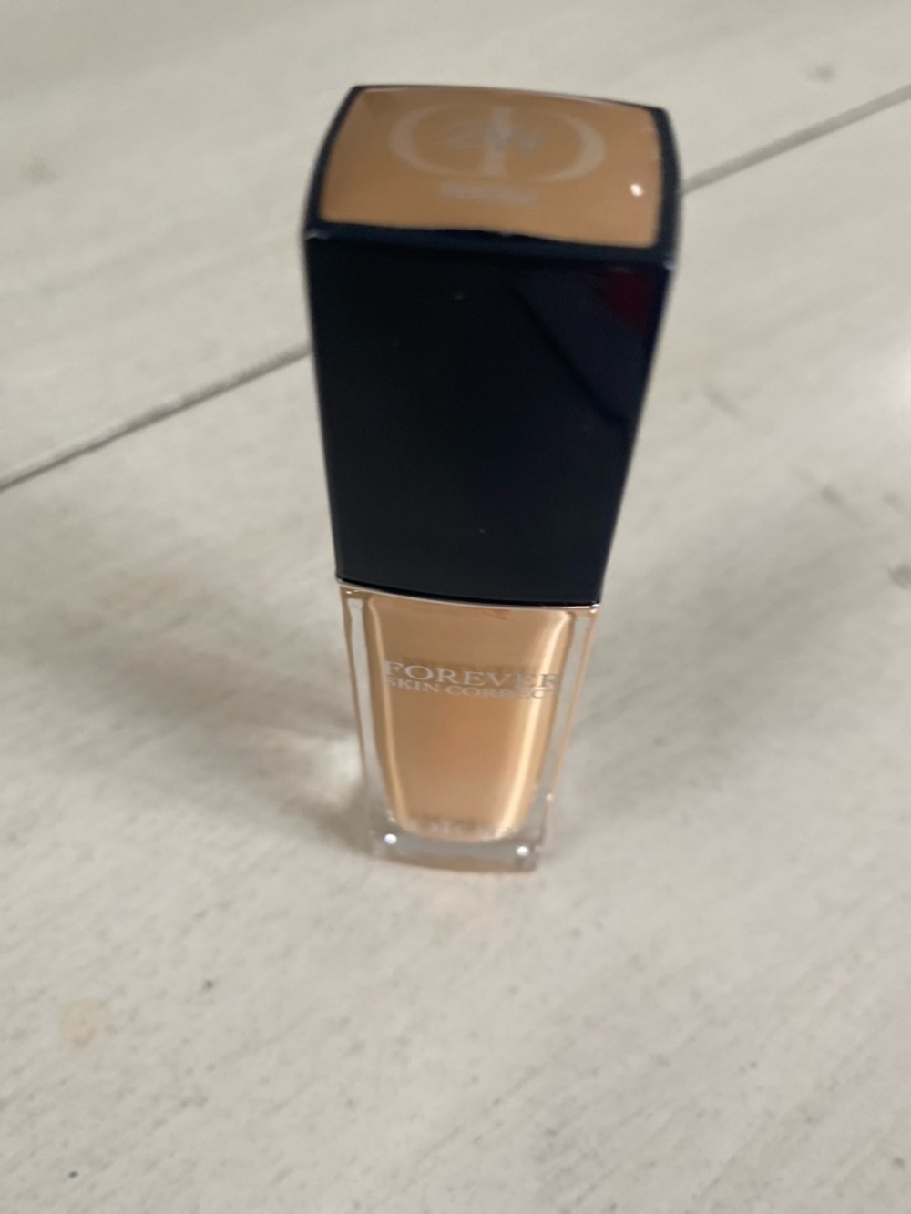 Christian Dior Forever Skin Correct Liquid Concealer in 2 W